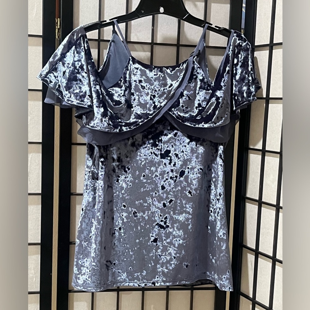 W H B M BLUE CRUSH Velvet Cold-Shoulder FLOUNCE BLOUSE WOMEN ZIZE M - Picture 8 of 8